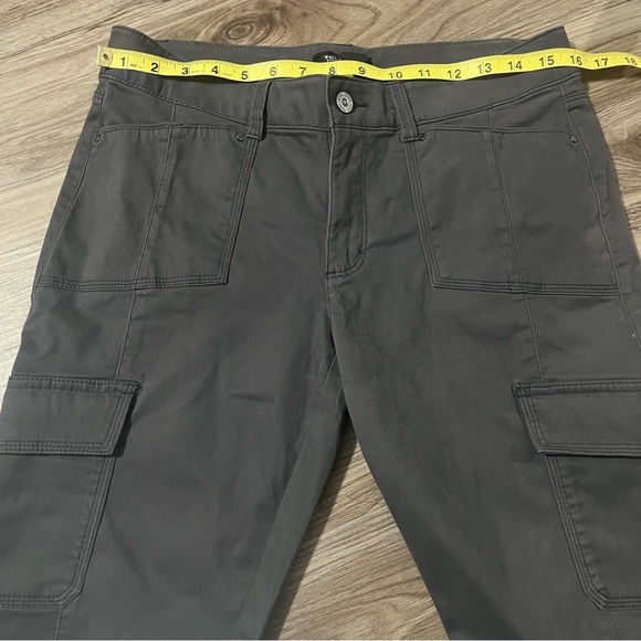 White House Black Market Grey Cargo Zippered Ankle Skinny Jeans; 10R - Picture 4 of 12
